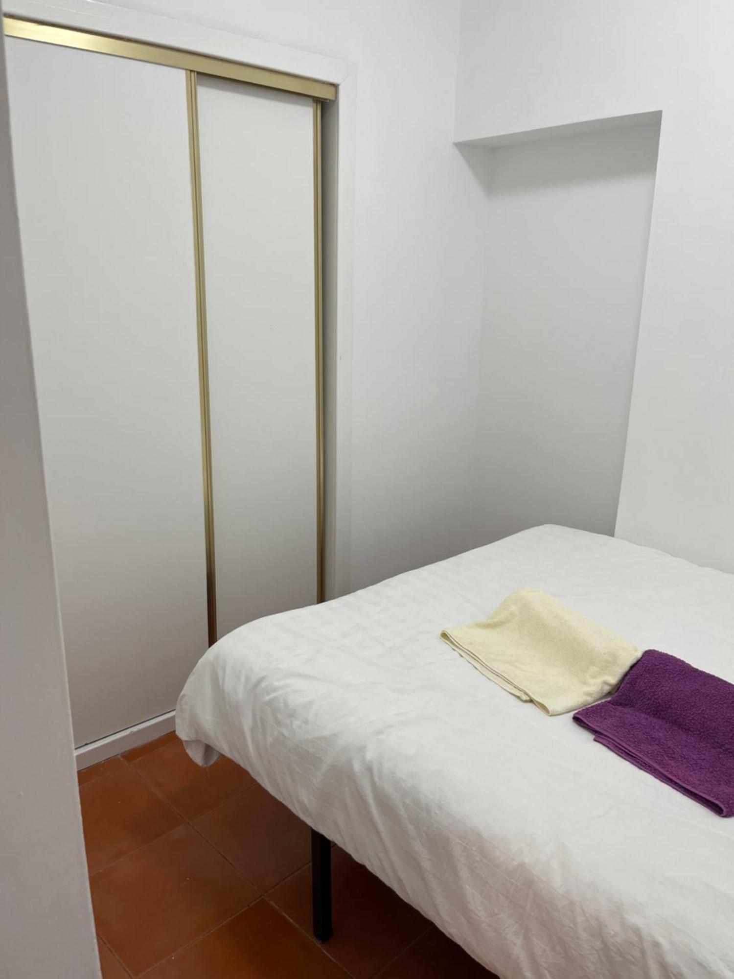 T2 2 Bedroom Flat In Arroios Lisbona Esterno foto